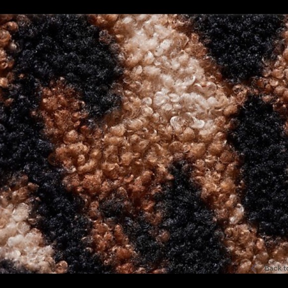 Susan Graver Weekend Reversible Sherpa coat - Picture 4 of 4